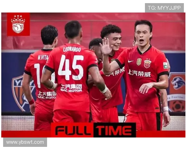 上海足球队以79分稳居冠军赛积分榜首位,争冠形势一片大好 上海足球队以79分稳居冠军赛积分榜首位,争冠形势一片大好