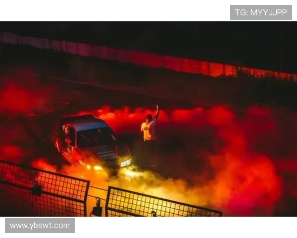 五人足球明星齐聚成都展现精彩对决与激情碰撞 五人足球明星齐聚成都展现精彩对决与激情碰撞