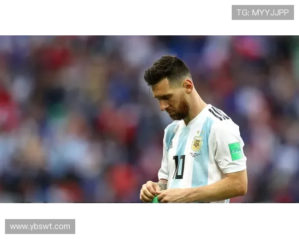 全球前十足球明星盘点他们的辉煌成就与影响力分析 全球前十足球明星盘点他们的辉煌成就与影响力分析