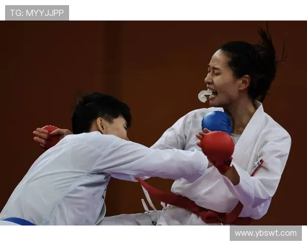 全运会特别报道：深圳羽毛球队拼搏历程与荣耀瞬间的背后故事