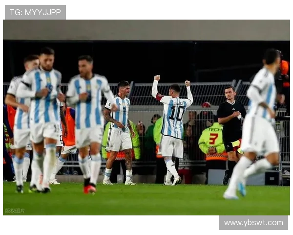 足球明星的成长历程与成就揭秘:从少年梦想到绿茵场上的辉煌时刻 足球明星的成长历程与成就揭秘:从少年梦想到绿茵场上的辉煌时刻